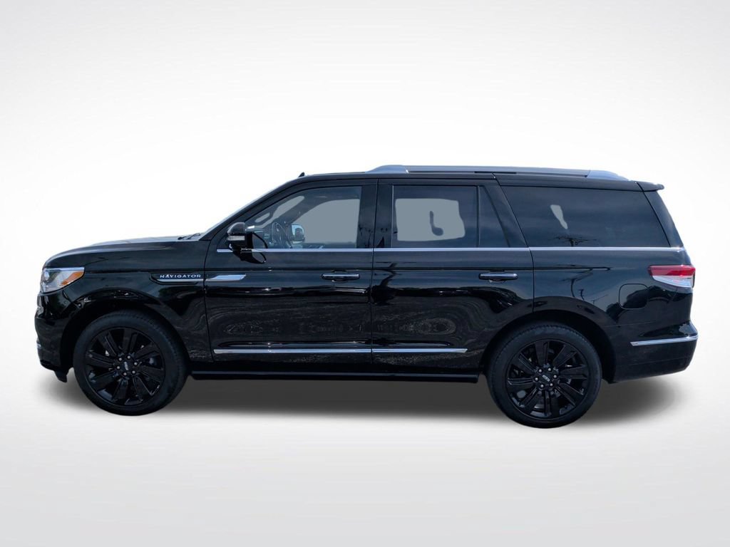 Used 2023 Lincoln Navigator Reserve AWD/4WD image 13