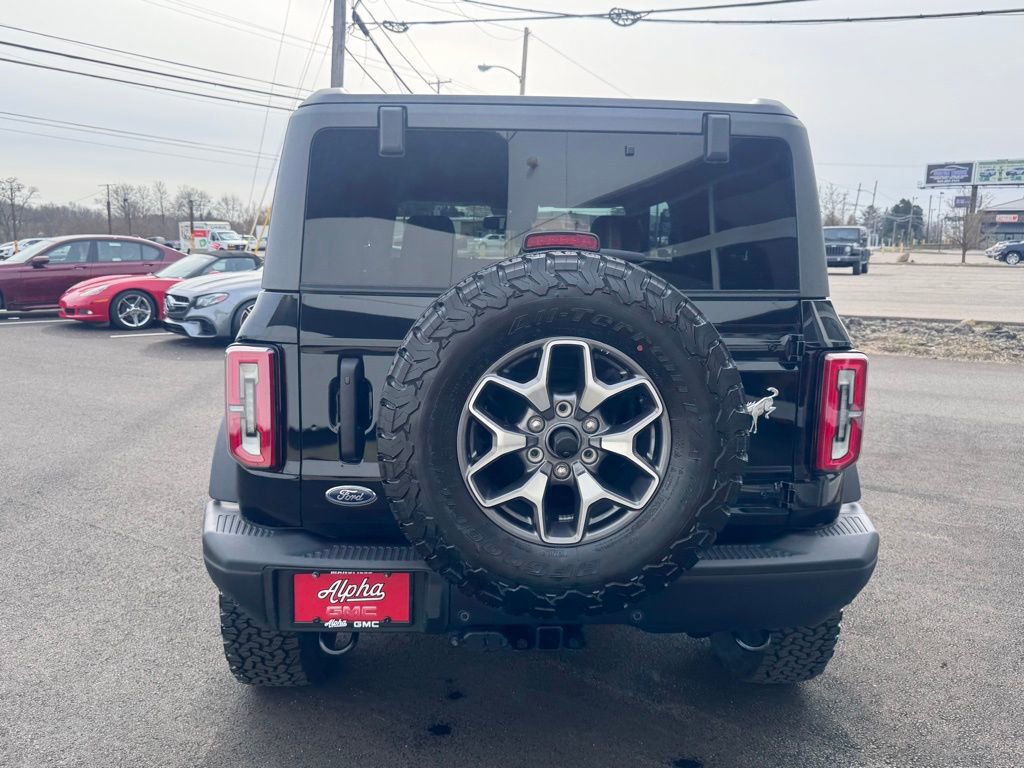 Used 2024 Ford Bronco Badlands image 4