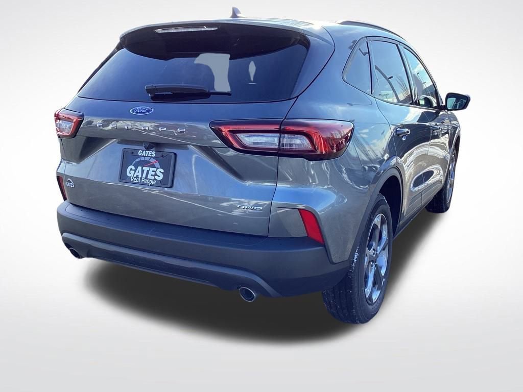 Used 2025 Ford Escape ST-Line image 9