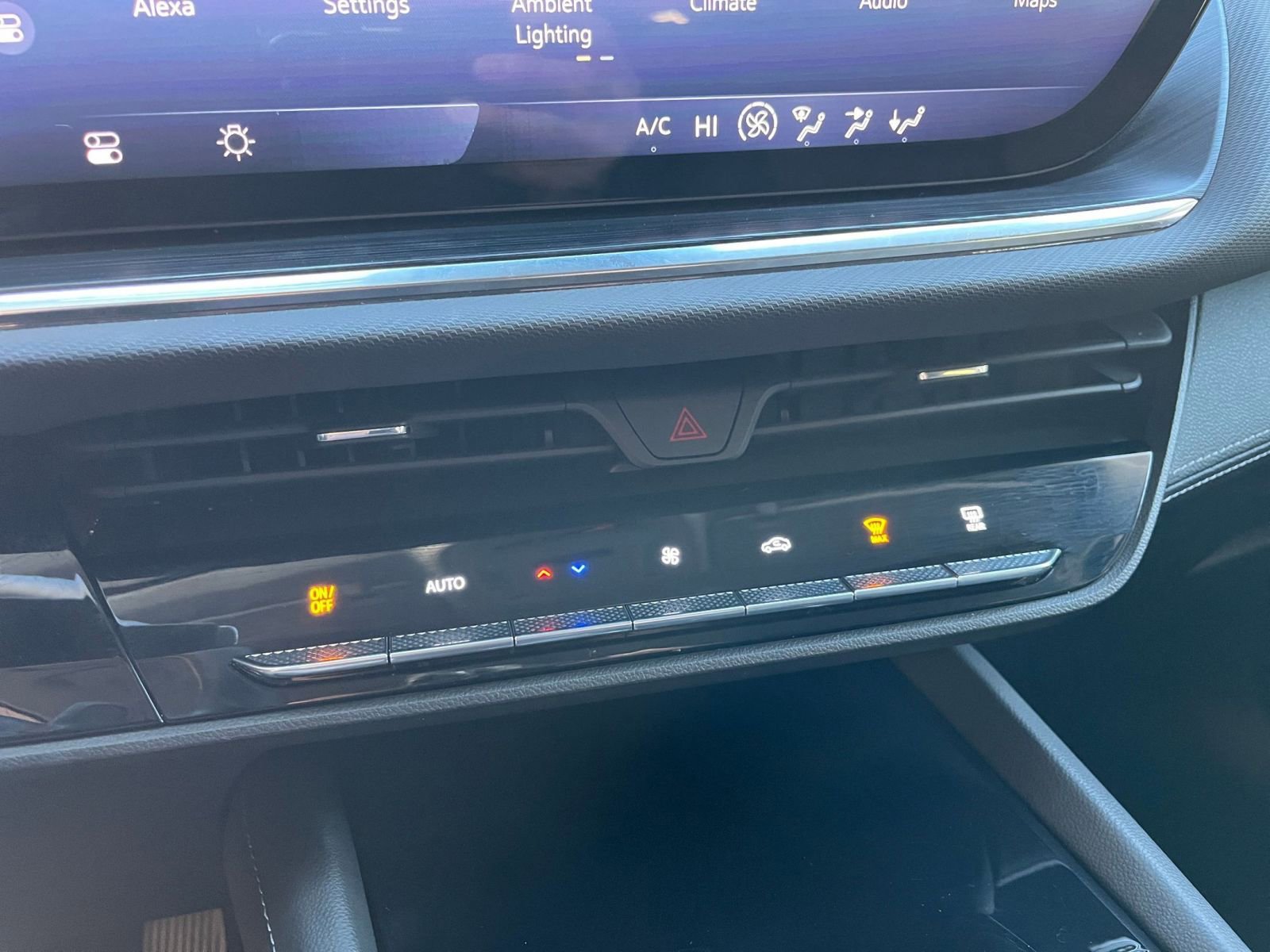 Used 2024 Buick Envision Preferred image 24