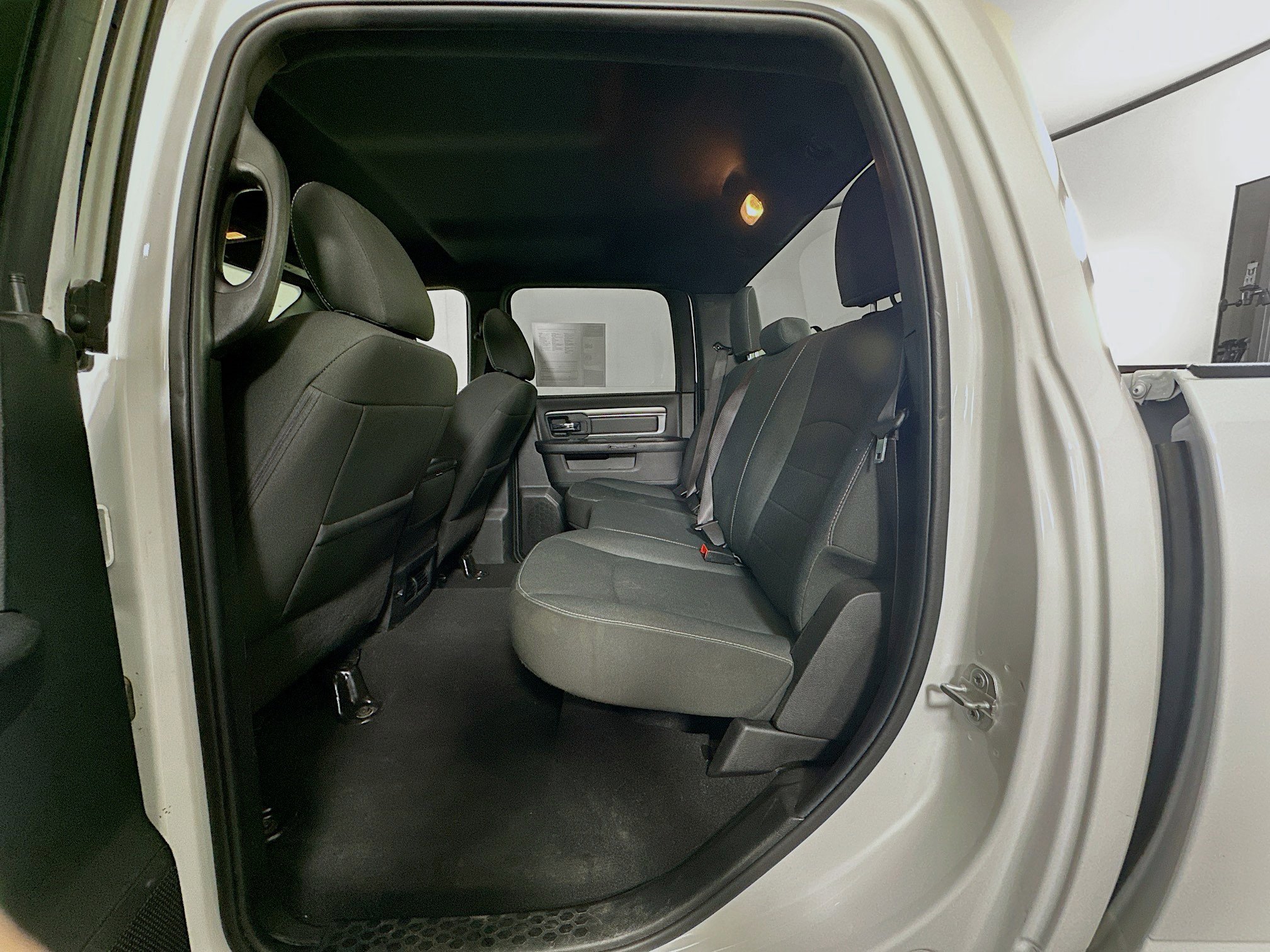 Used 2024 RAM 1500 Classic Warlock image 27