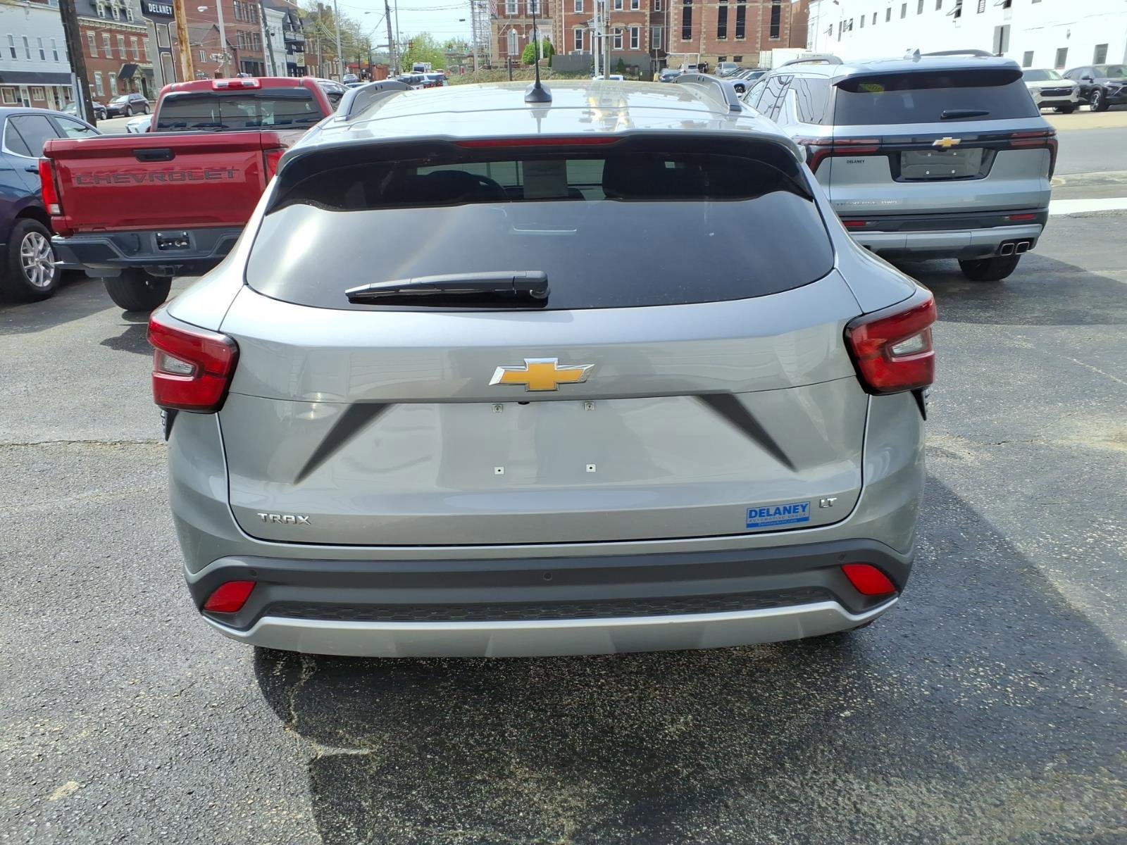 Certified 2026 Chevrolet Trax LT w/ Driver Confidence Package FWD image 6
