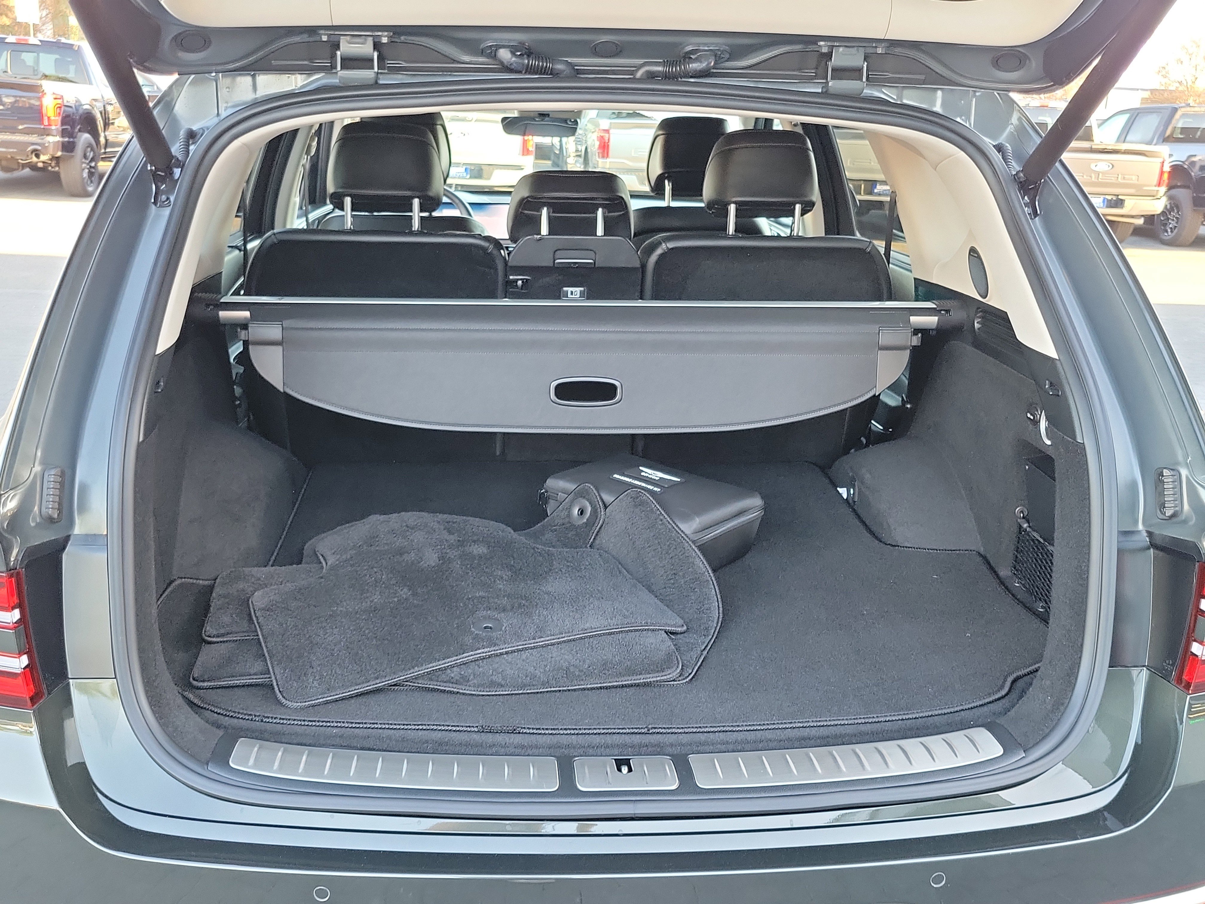 Certified 2025 Genesis GV80 2.5T Advanced image 18