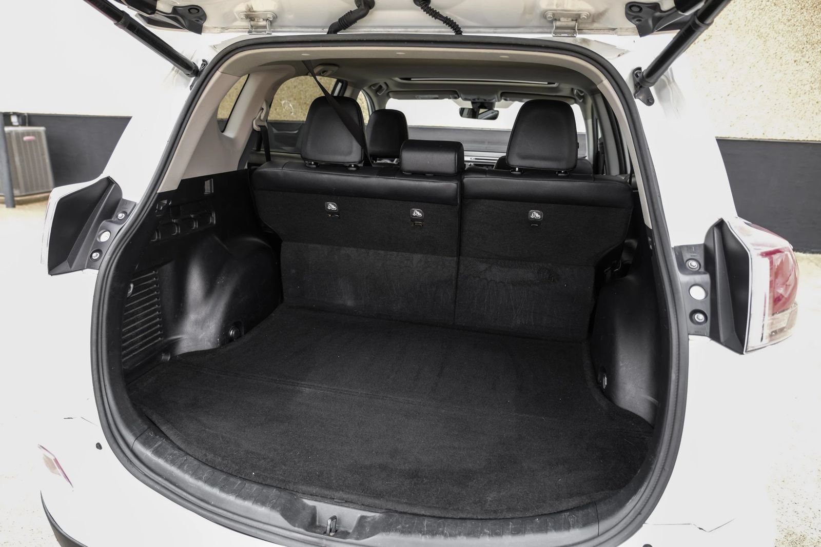 Used 2017 Toyota RAV4 Limited FWD image 54
