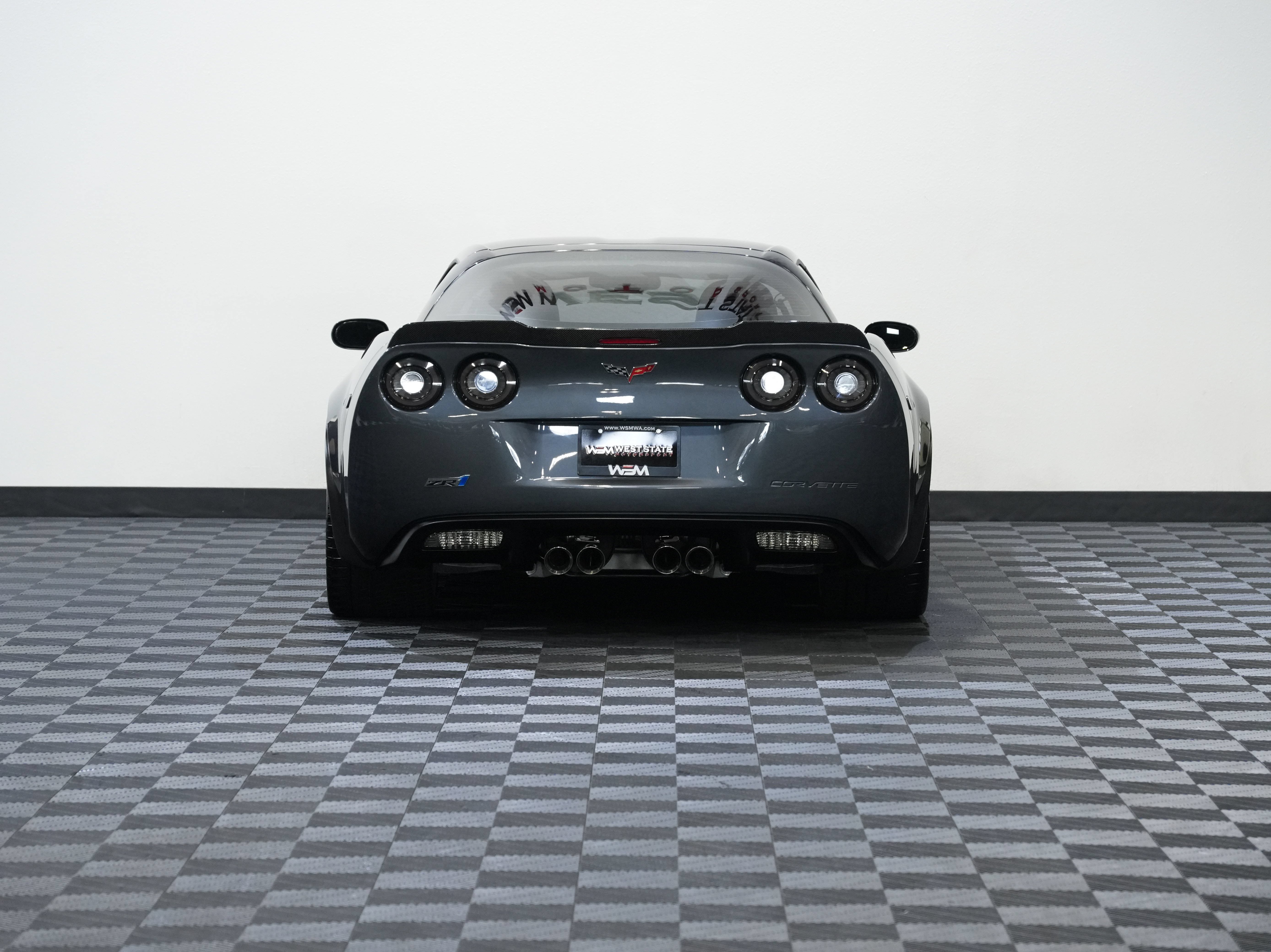 Used 2009 Chevrolet Corvette ZR1 w/ Preferred Equipment Group RWD image 7