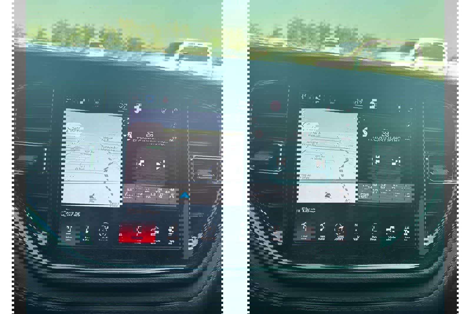 Used 2021 Dodge Durango SXT image 16