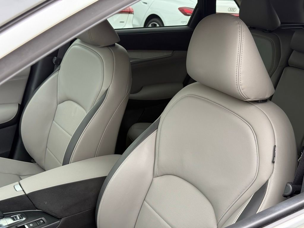 Used 2024 INFINITI QX50 Sensory image 19