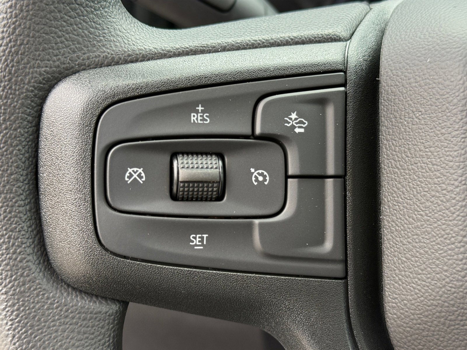 New 2026 Chevrolet Silverado 1500 Custom Trail Boss w/ LPO, Dark Essentials Package image 19