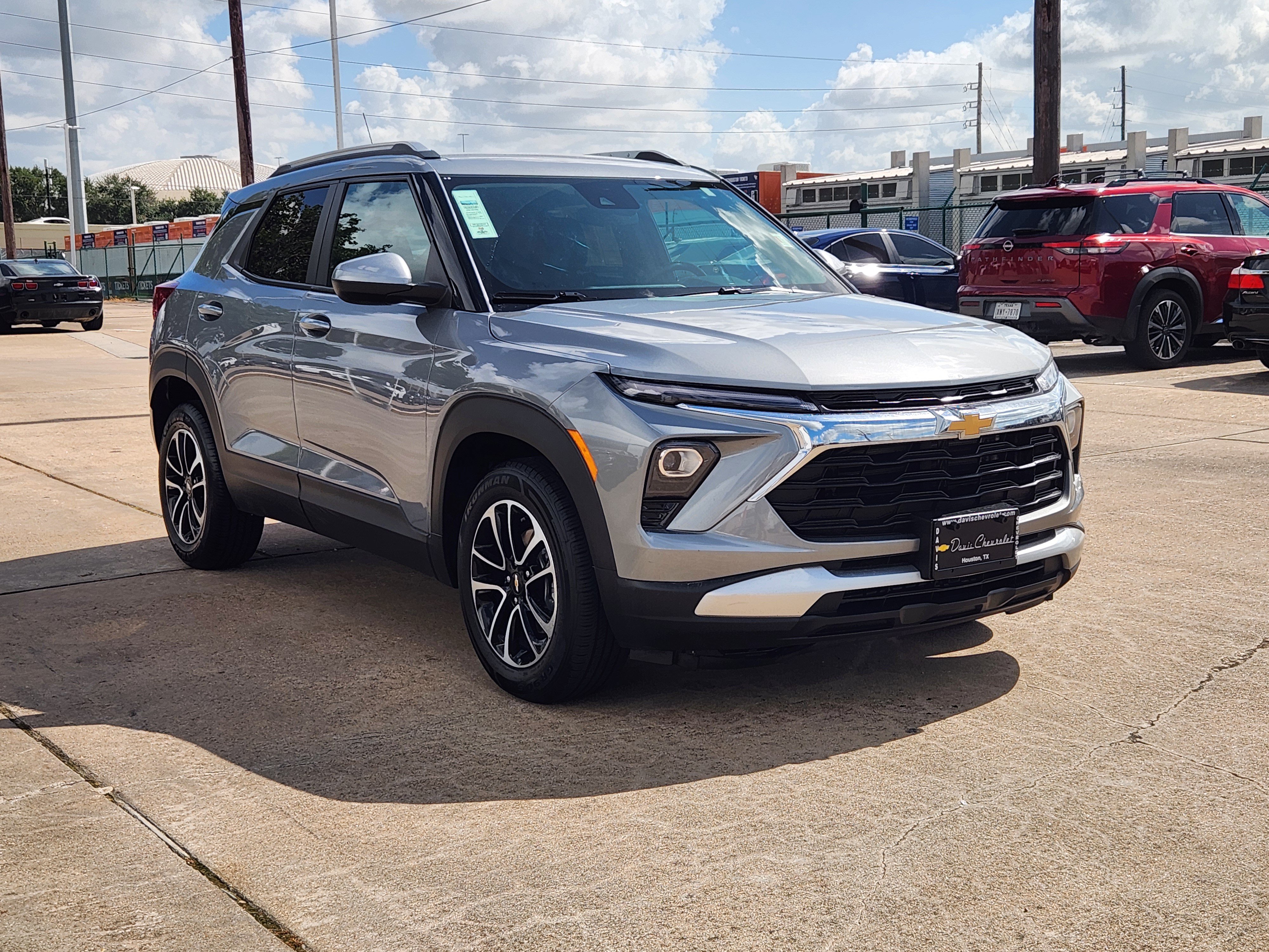 Used 2024 Chevrolet TrailBlazer LT FWD image 4
