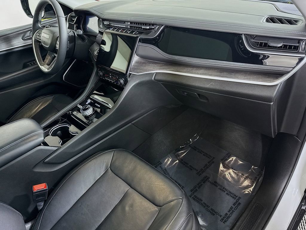 Used 2022 Jeep Grand Cherokee Limited 4xe image 33