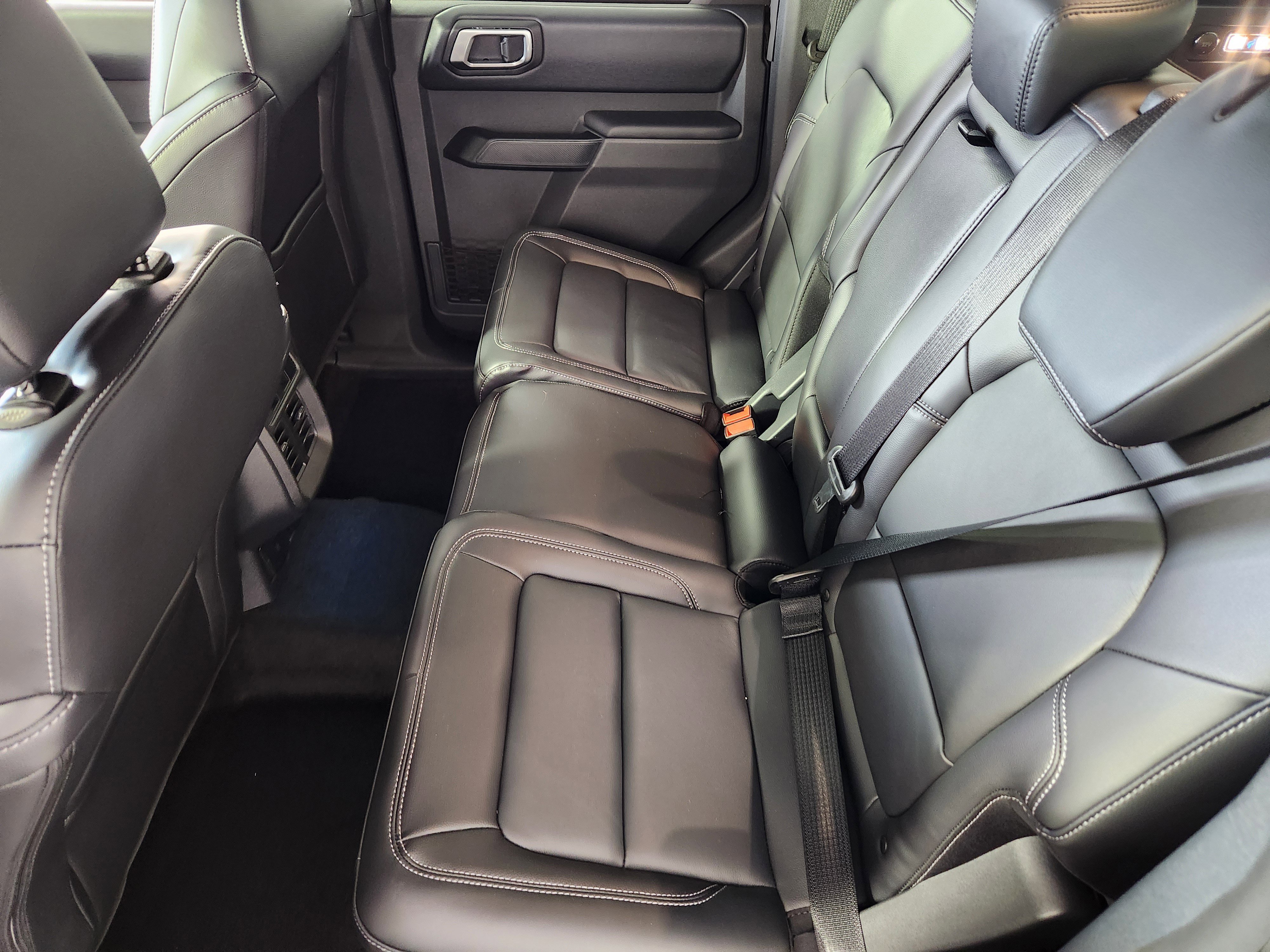 New 2026 Ford Bronco Outer Banks image 14