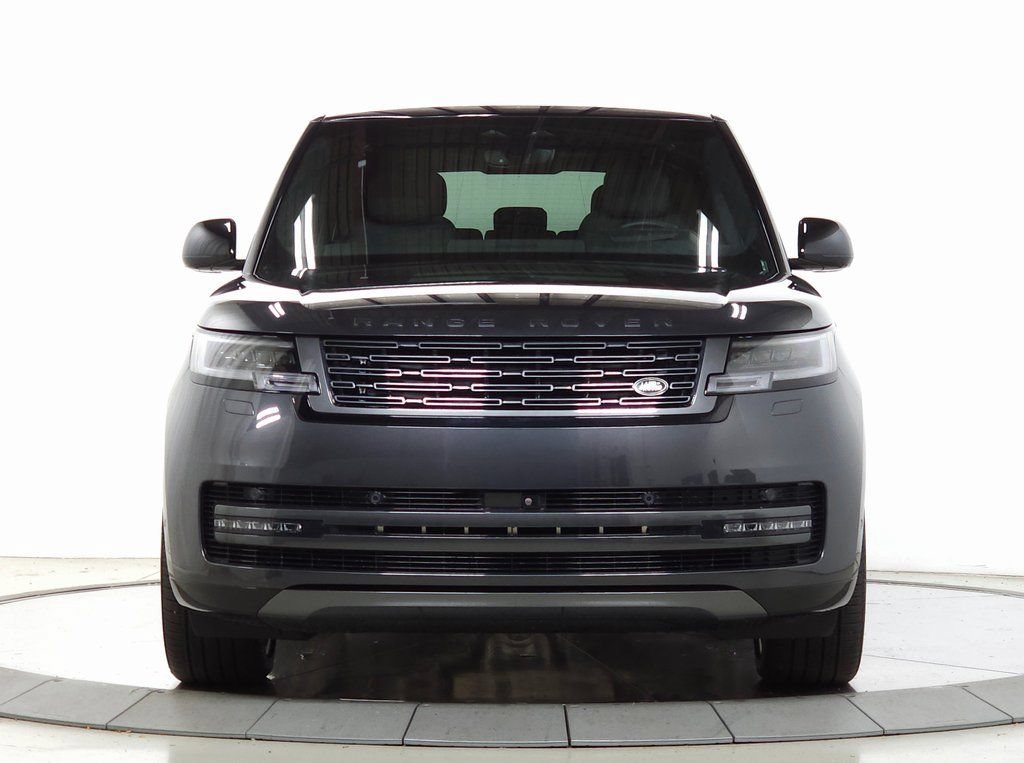 Certified 2025 Land Rover Range Rover SE AWD/4WD image 13
