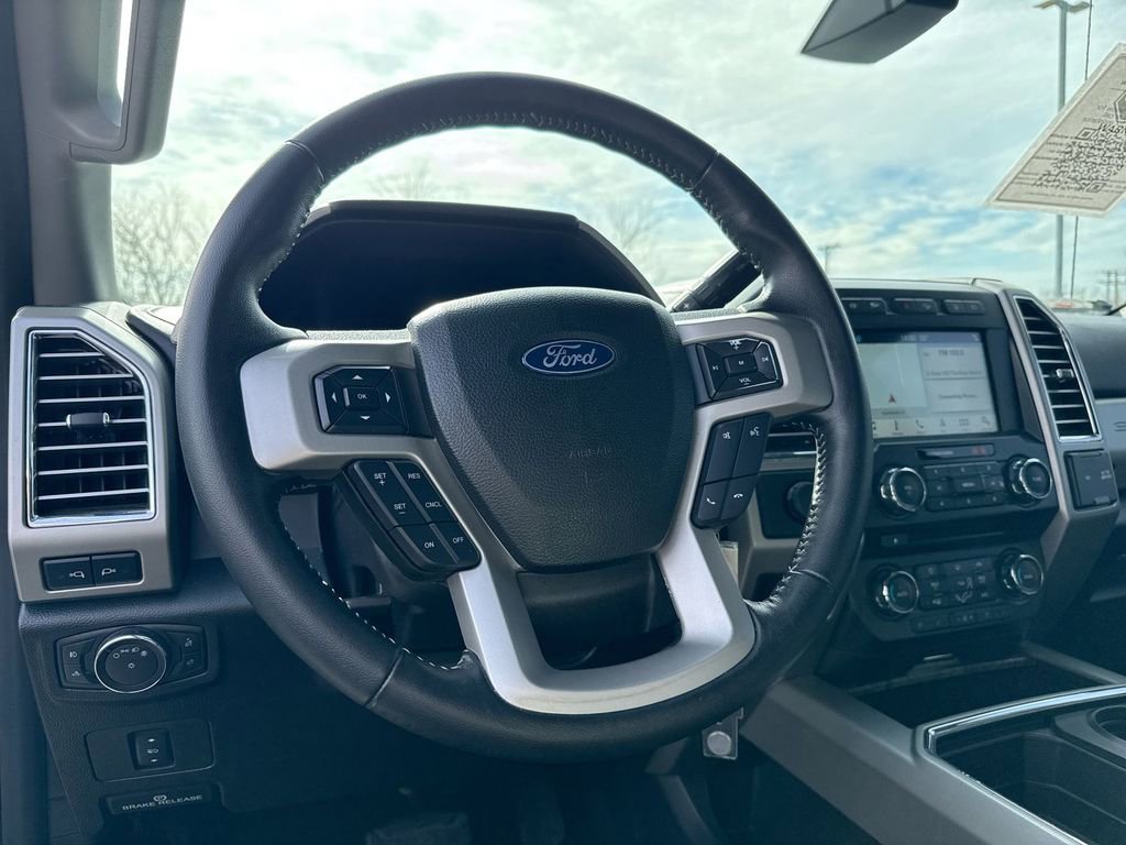 Used 2017 Ford F350 Lariat w/ Tow Technology Bundle image 16