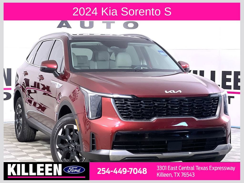 Used 2024 Kia Sorento S w/ Panoramic Sunroof Package