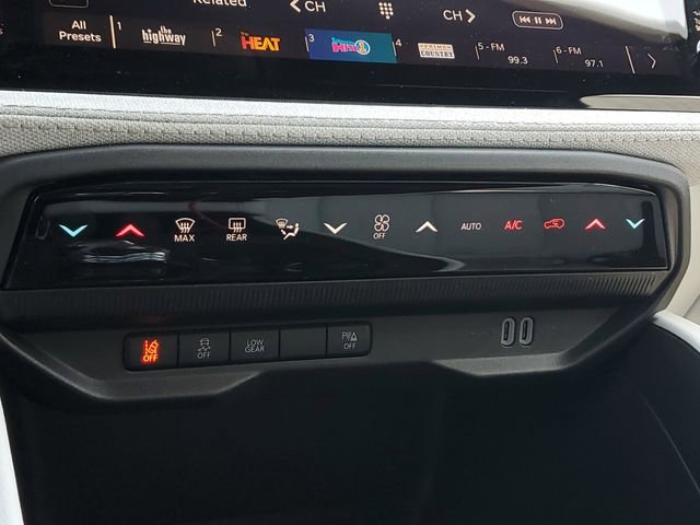 New 2026 Jeep Cherokee Laredo AWD/4WD image 32