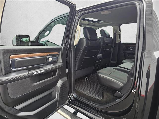 Used 2017 RAM 1500 Laramie w/ Convenience Group AWD/4WD image 13