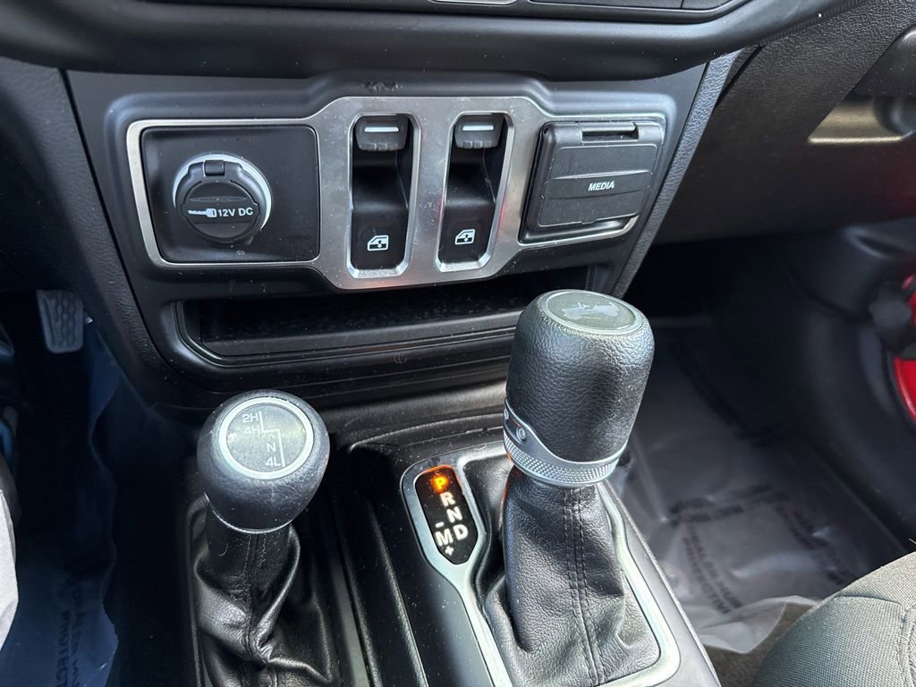 Used 2021 Jeep Wrangler Sport S image 27