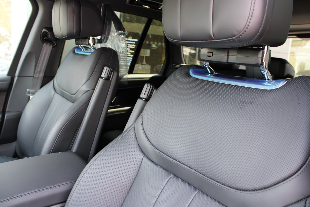 New 2027 Land Rover Range Rover SE AWD/4WD image 8