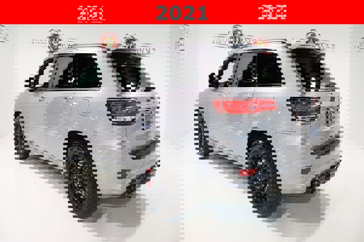 Used 2021 Jeep Grand Cherokee SRT w/ Trailer Tow Group IV image 3