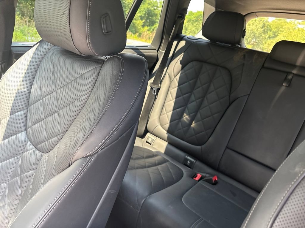 Used 2023 BMW X5 xDrive45e w/ Executive Package AWD/4WD image 10