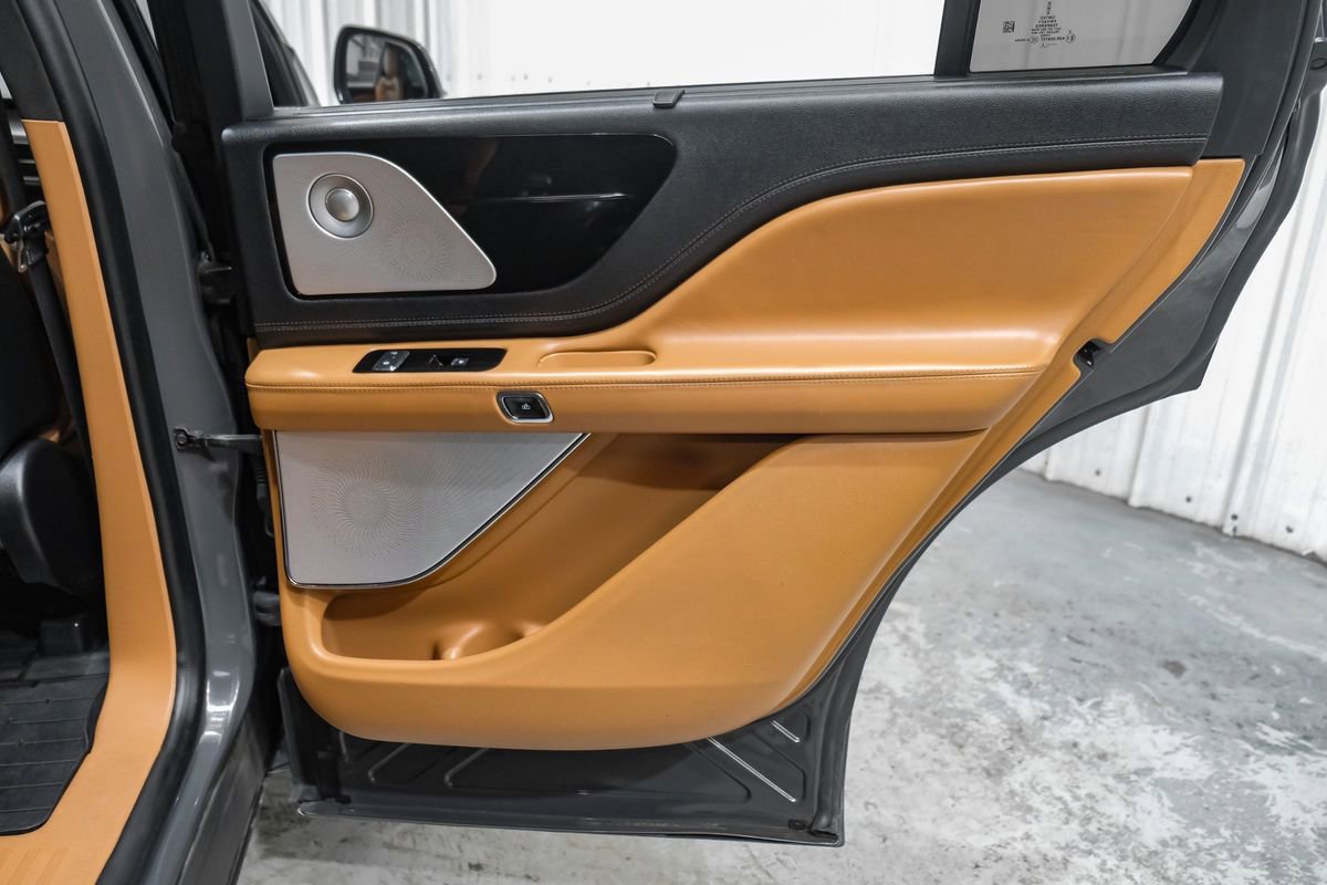 Used 2020 Lincoln Aviator Black Label Grand Touring w/ Class IV Trailer Tow Package image 49