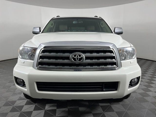 Used 2017 Toyota Sequoia Platinum RWD image 5