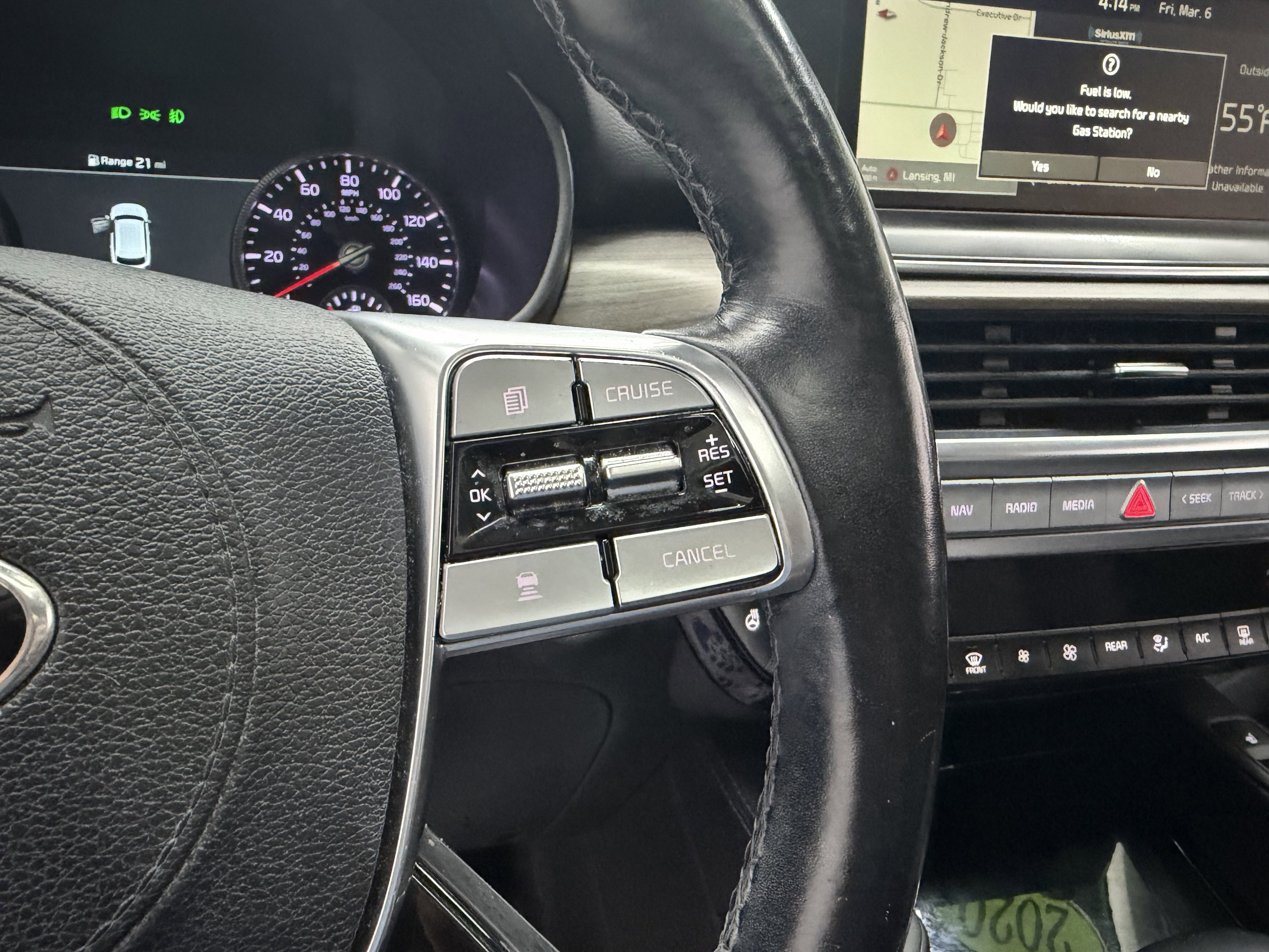 Used 2021 Kia Telluride SX w/ SX Prestige Package image 18