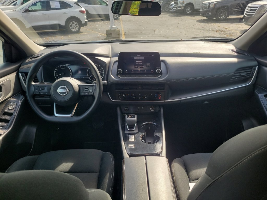 Used 2024 Nissan Rogue S FWD image 13