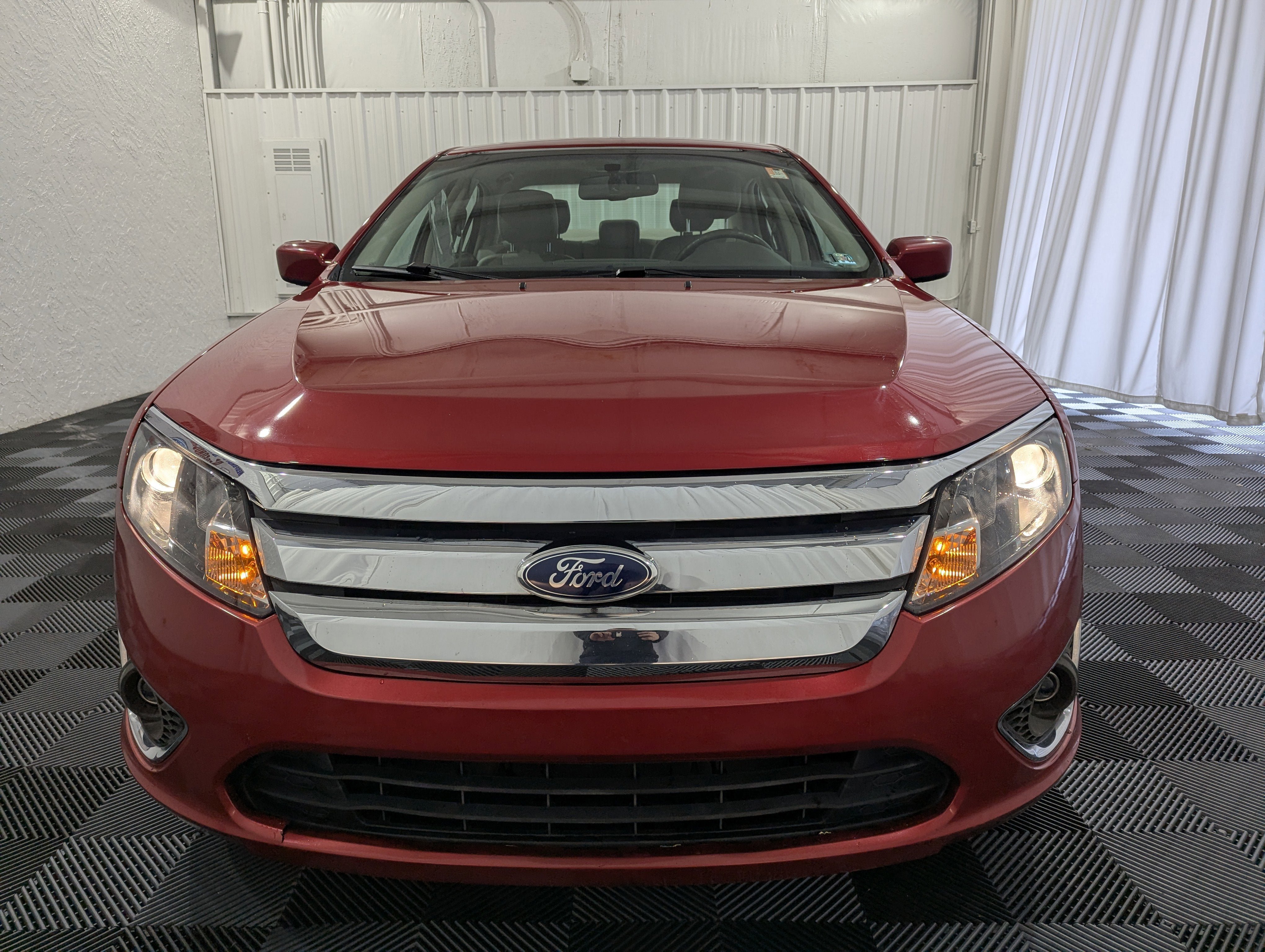 Used 2011 Ford Fusion SEL FWD image 4