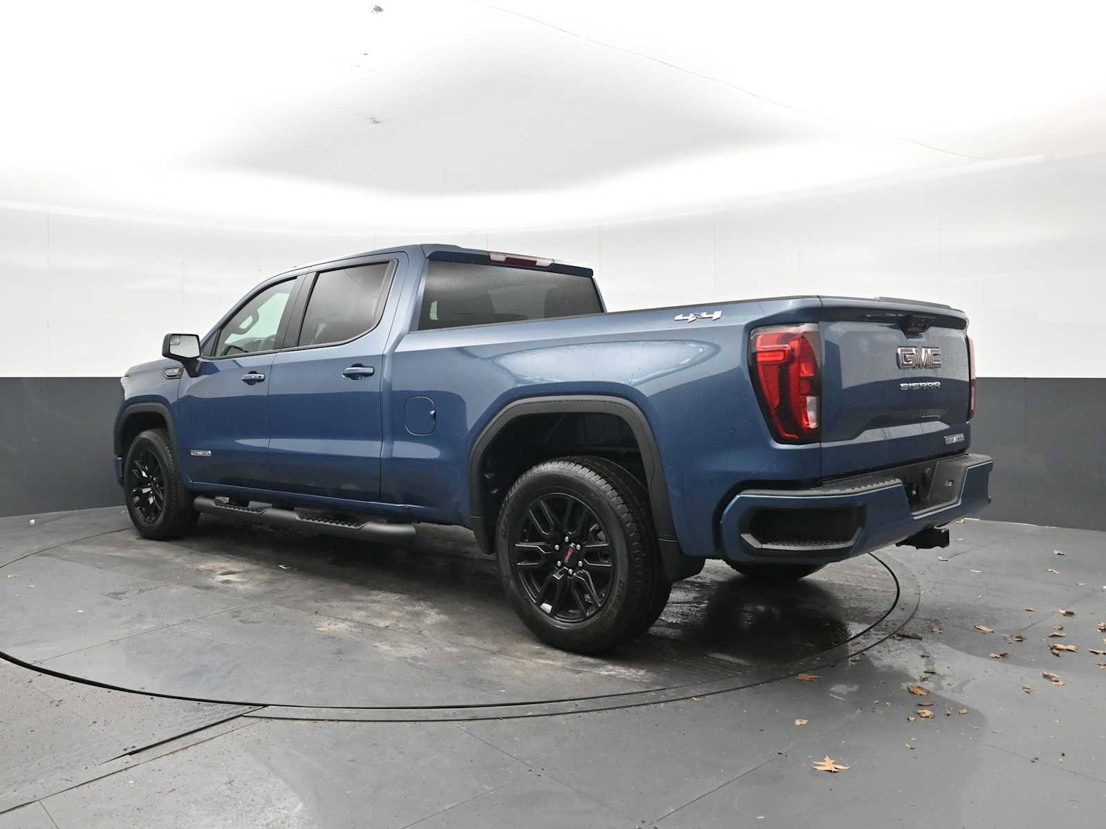 New 2026 GMC Sierra 1500 Elevation image 2
