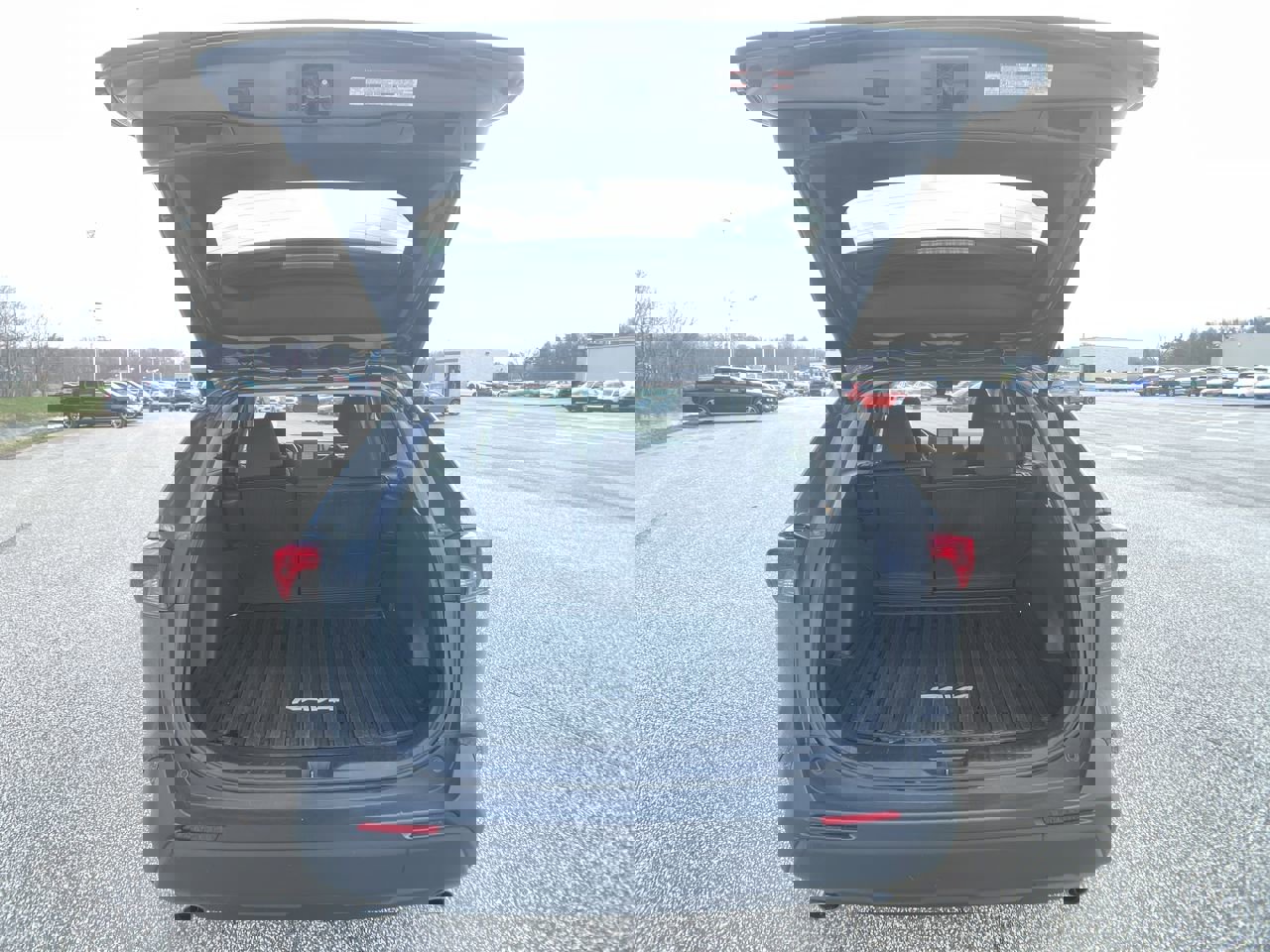 Used 2021 Toyota RAV4 XLE w/ Convenience Package image 24