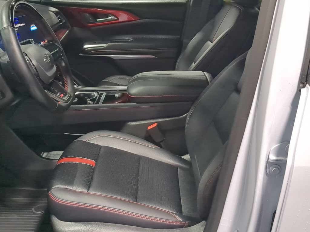 Used 2026 Chevrolet Traverse RS w/ LPO, Floor Liner Package AWD/4WD image 20