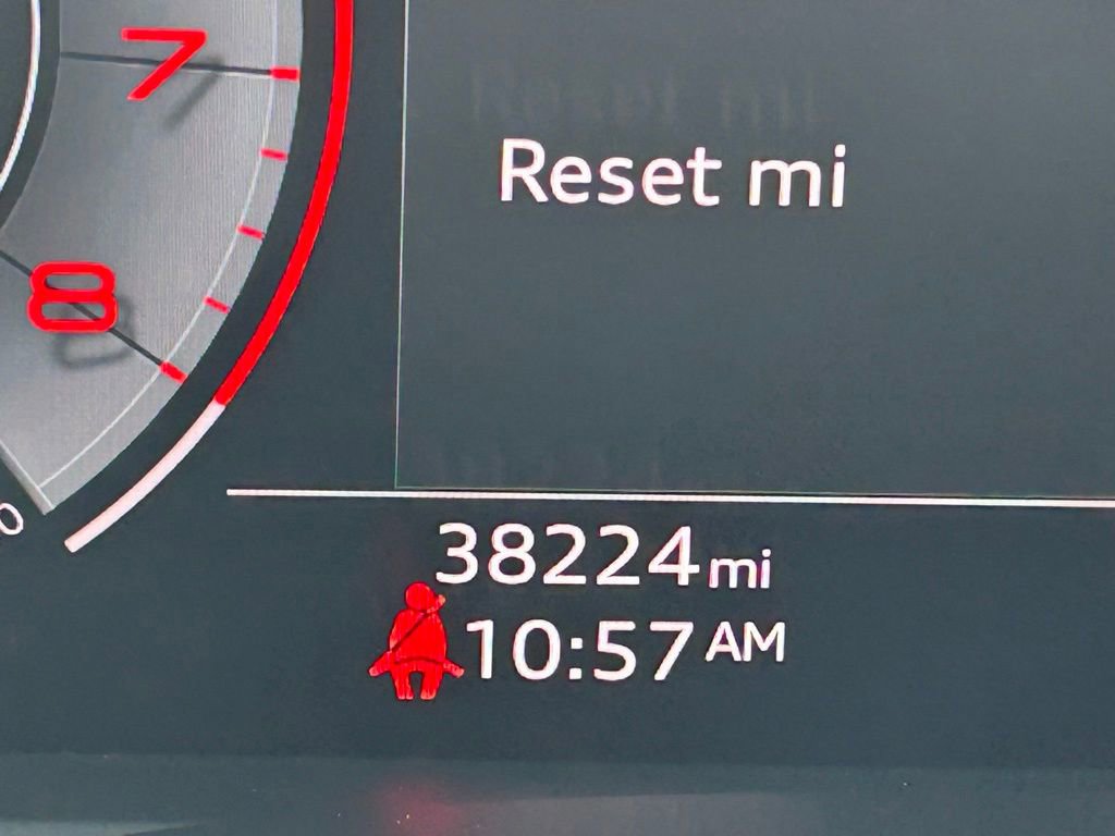 Used 2023 Audi A6 Premium Plus w/ Premium Plus Package image 25