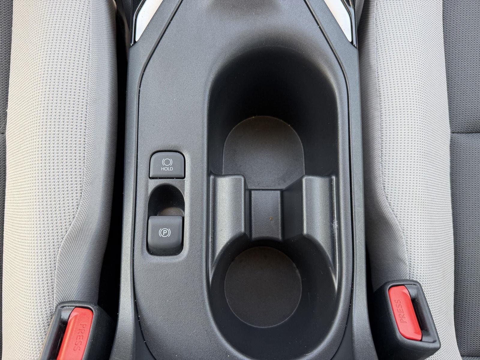 Used 2025 Toyota Corolla LE FWD image 25