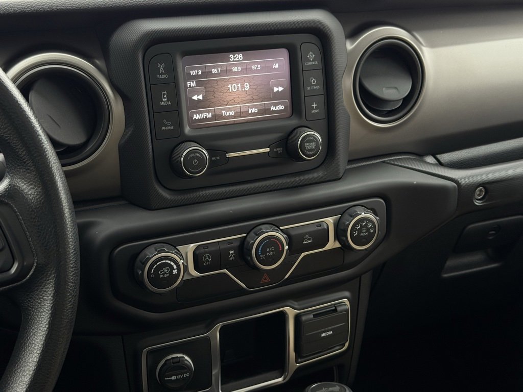 Used 2021 Jeep Wrangler Sport image 31