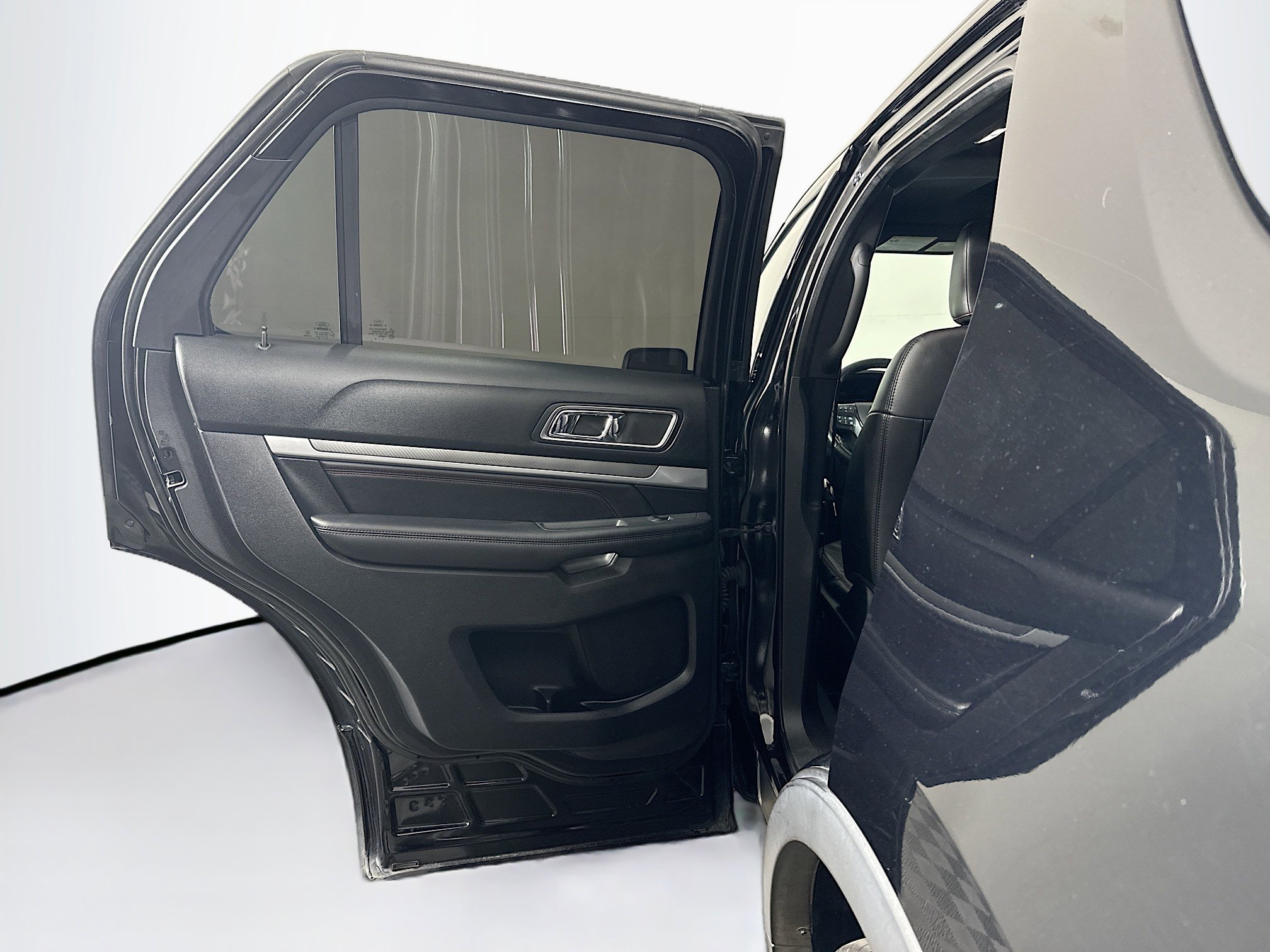 Used 2018 Ford Explorer Sport w/ Equipment Group 401A AWD/4WD image 27