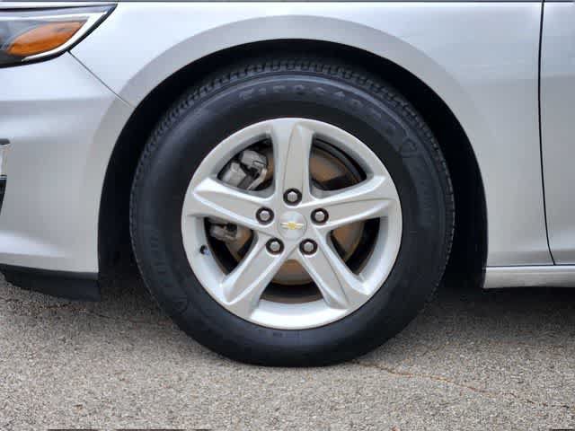 Used 2021 Chevrolet Malibu LS FWD image 9