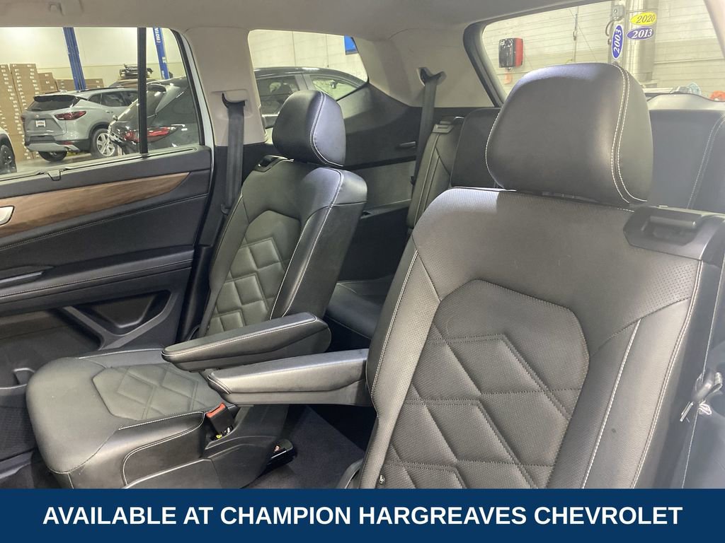 Used 2024 Volkswagen Atlas SE AWD/4WD image 33