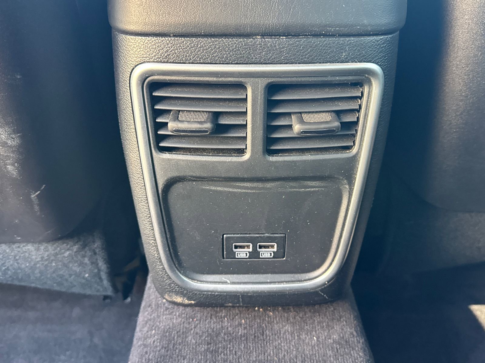 Used 2018 Dodge Charger SXT RWD image 24