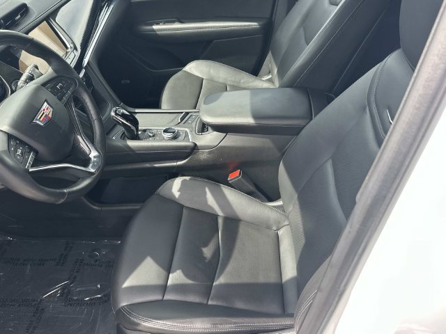 Certified 2024 Cadillac XT6 Sport AWD/4WD image 16