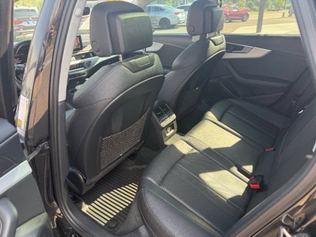 Used 2017 Audi A4 2.0T allroad Prestige w/ Prestige Package AWD/4WD image 24