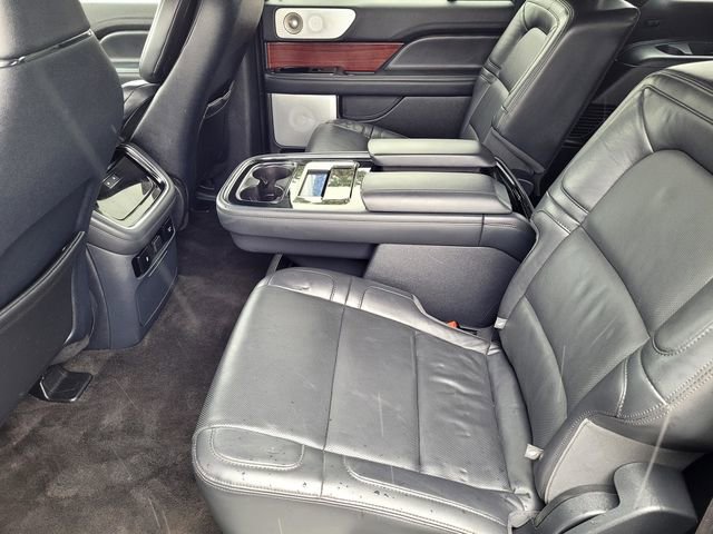 Certified 2023 Lincoln Navigator L Reserve AWD/4WD image 11