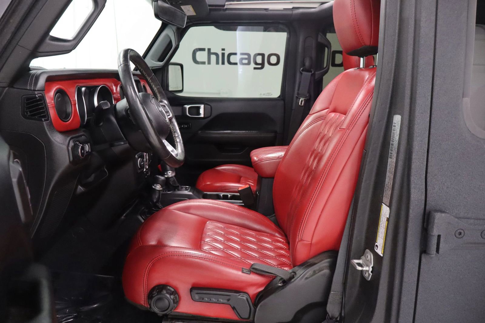 Used 2019 Jeep Wrangler Unlimited Sahara w/ Quick Order Package 24M Moab AWD/4WD image 20