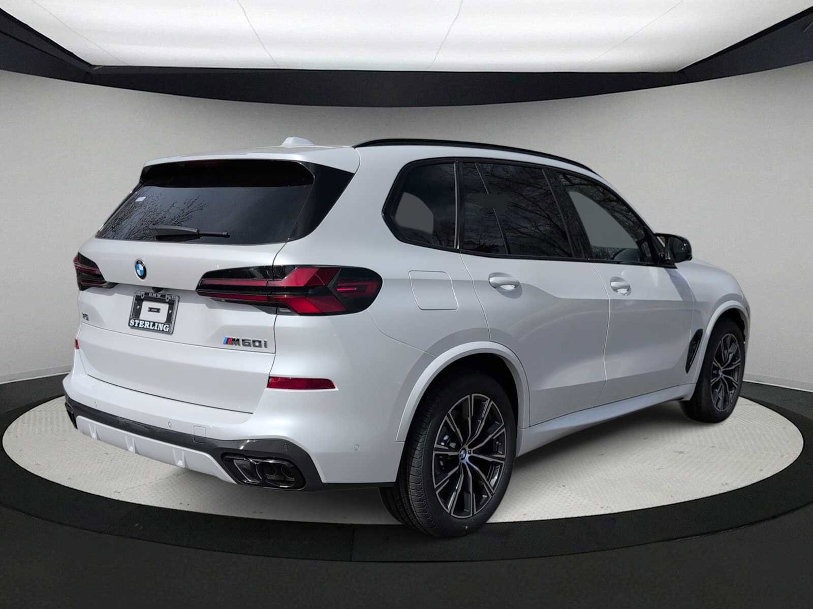 New 2026 BMW X5 M60i image 8