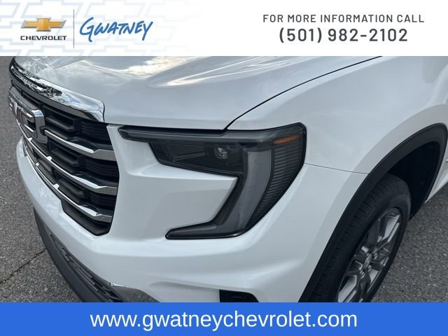 Used 2025 GMC Acadia Elevation FWD image 14