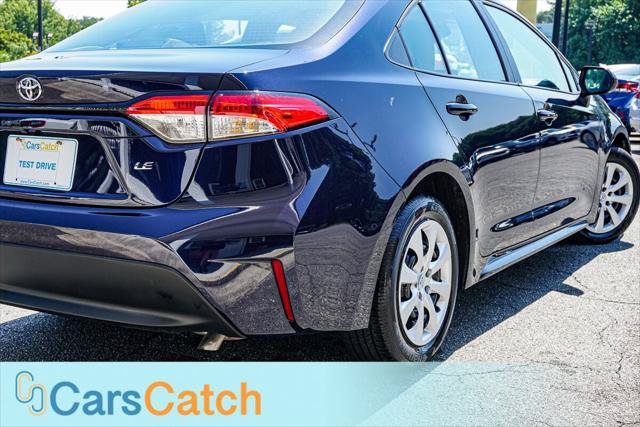 Used 2025 Toyota Corolla LE FWD image 5
