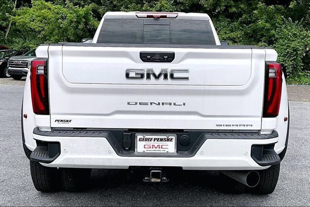 Used 2025 GMC Sierra 3500 Denali Ultimate AWD/4WD image 7