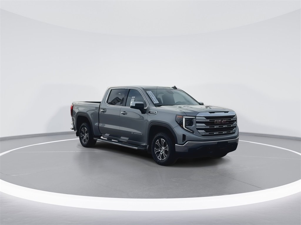 Used 2024 GMC Sierra 1500 SLE image 2