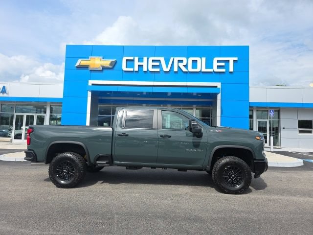 New 2026 Chevrolet Silverado 2500 ZR2 AWD/4WD image 2