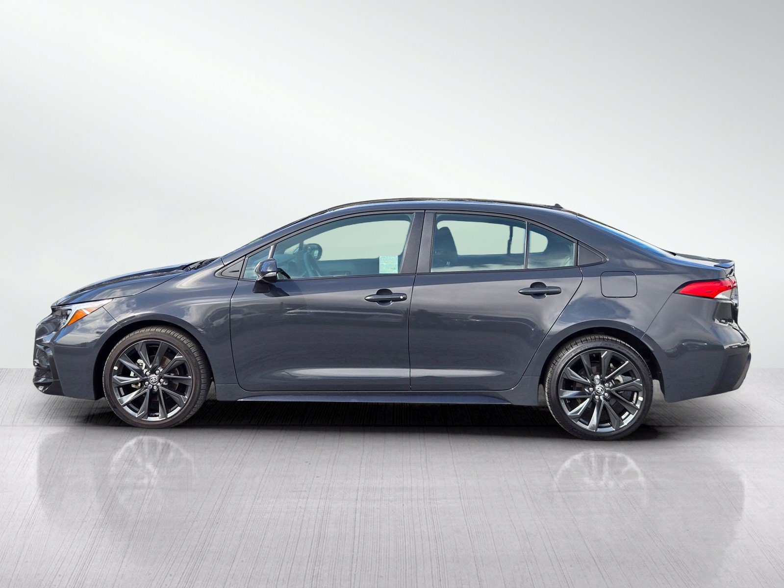 Used 2025 Toyota Corolla SE FWD image 7